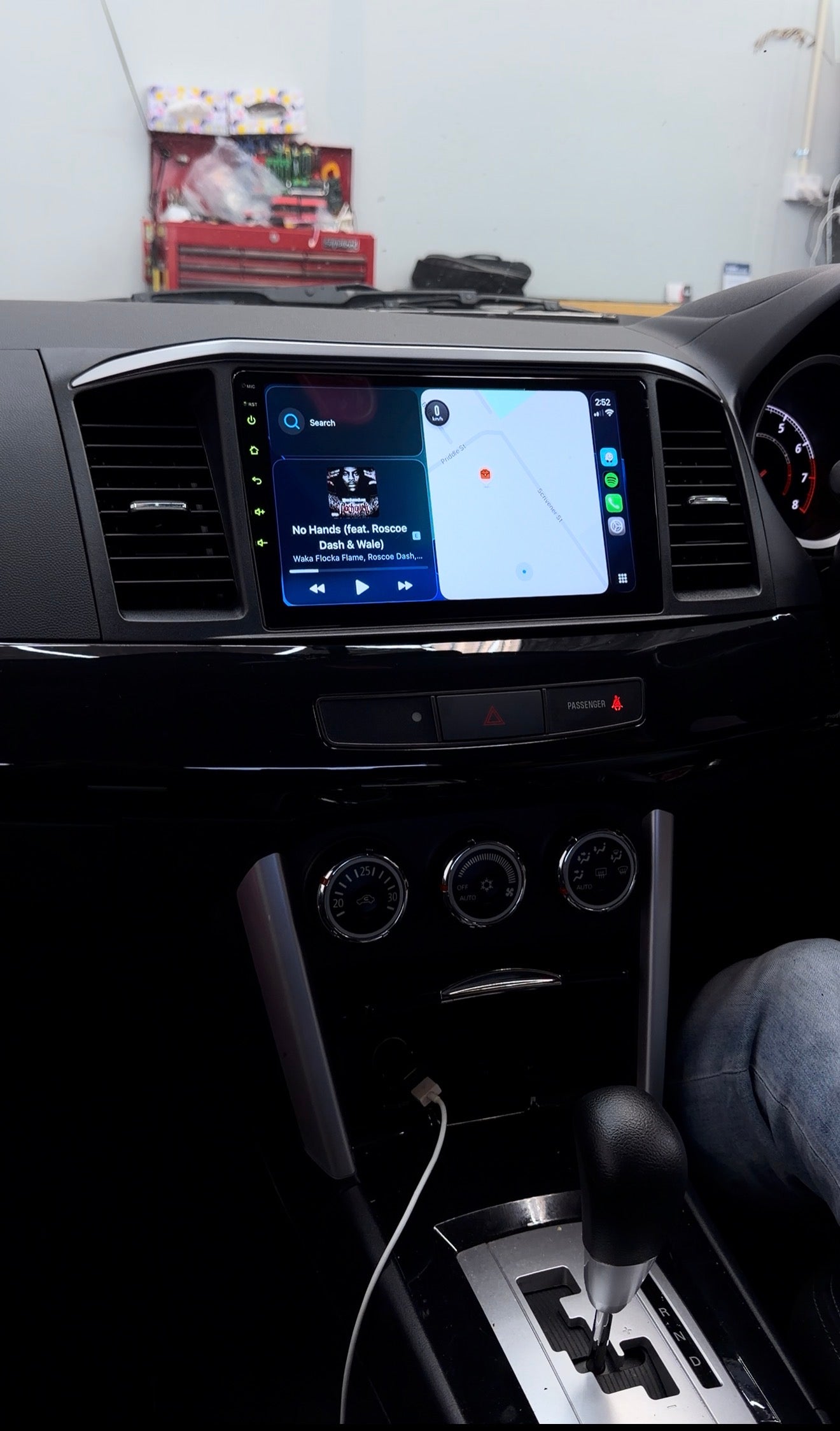 Mitsubishi Lancer (2010-2018) Plug & Play Head Unit Upgrade Kit: Wireless & Wired Apple CarPlay & Android Auto